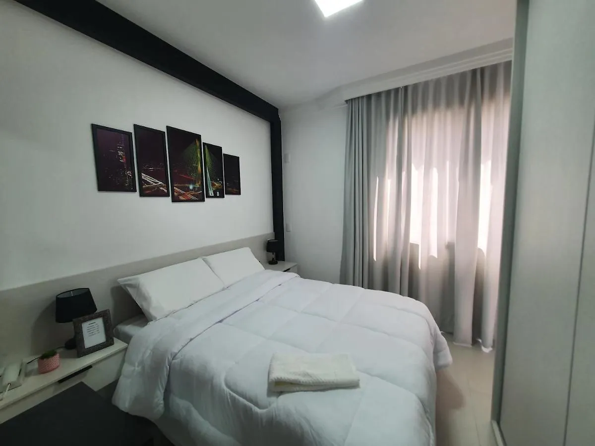 Belíssimo studio nos Jardins, próximo ao metrô e Hospital das Clínicas Apartamento São Paulo Brasil
